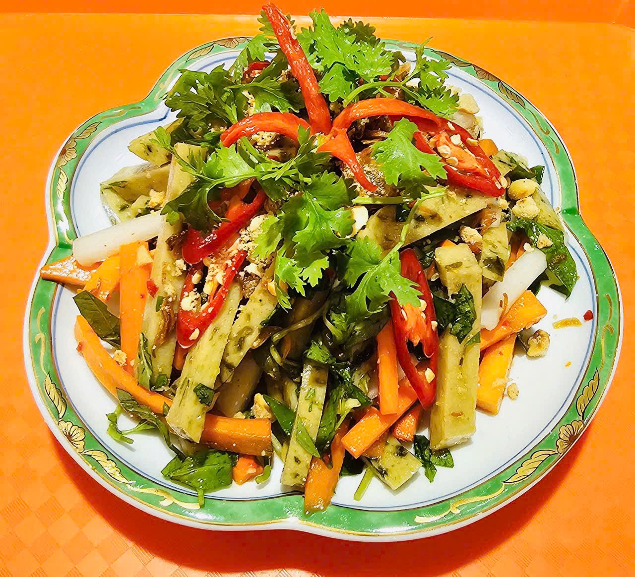 Gỏi Chả Ớt Xanh